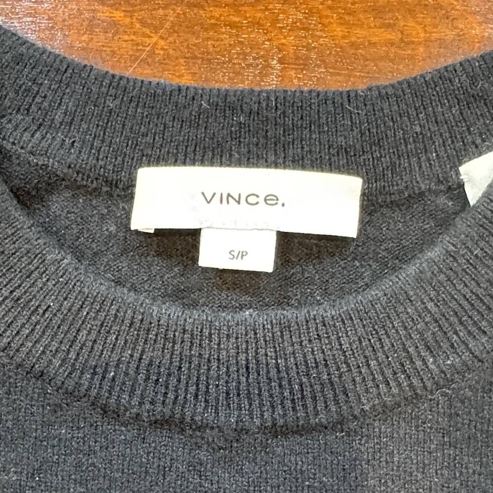 Vince Cashmere Blend Relaxed Crew - Picture 2 of 5